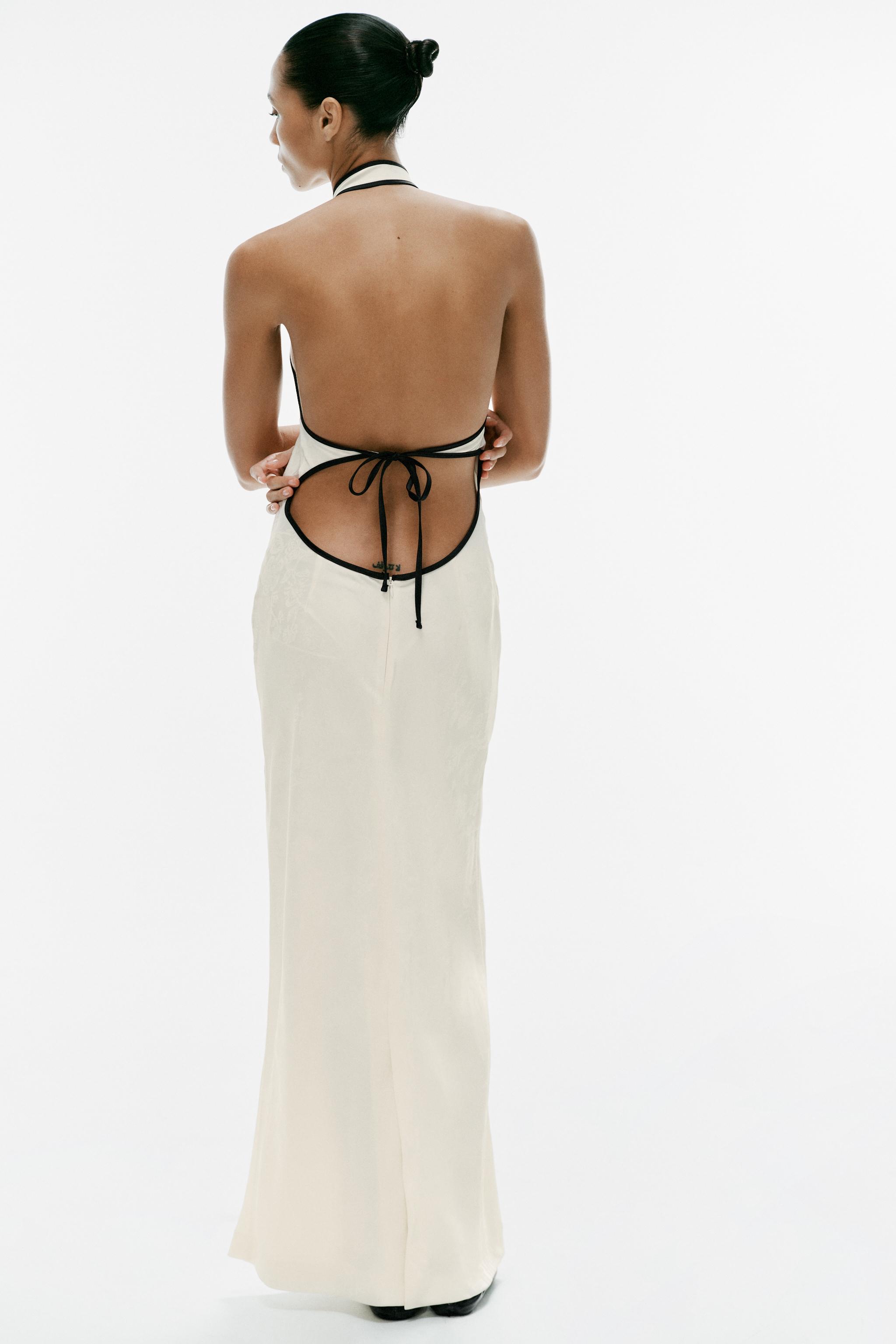 ROBE MI-LONGUE JACQUARD À BRANDEBOURGS